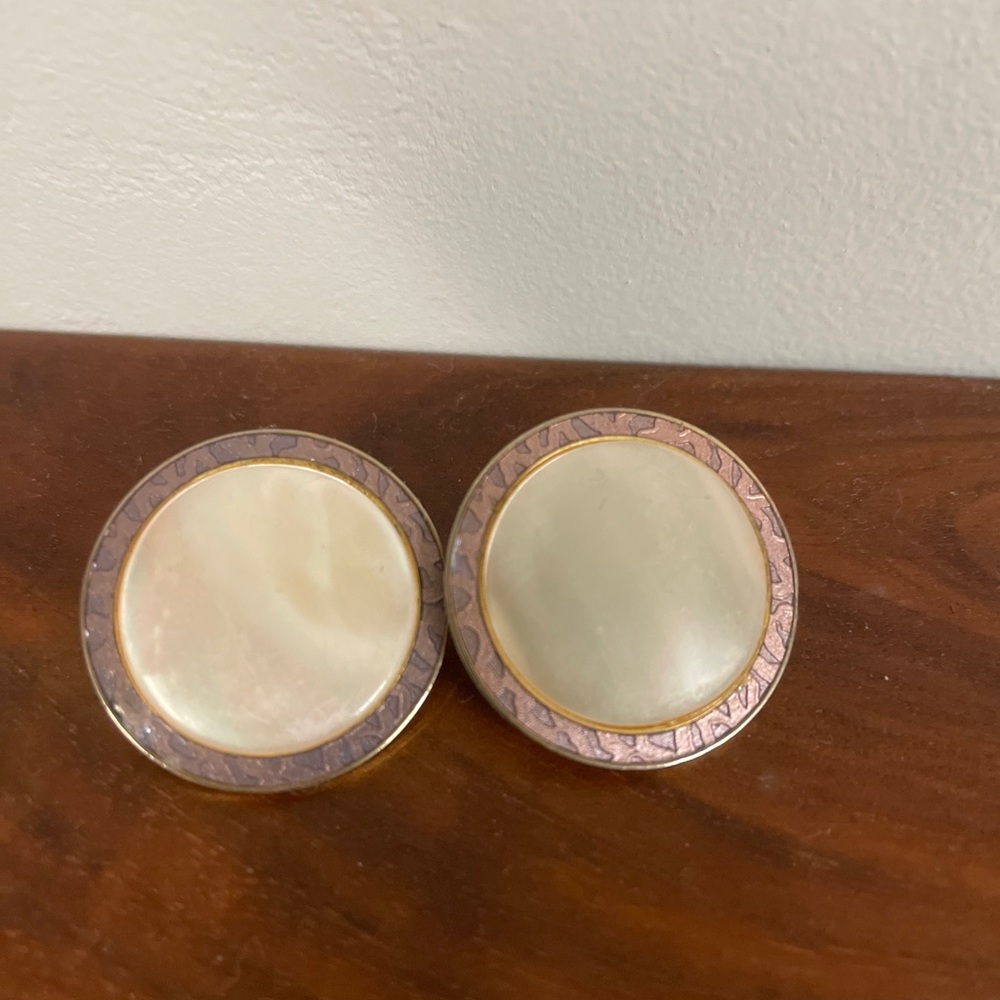 Laurel Birch Earring with Pearl